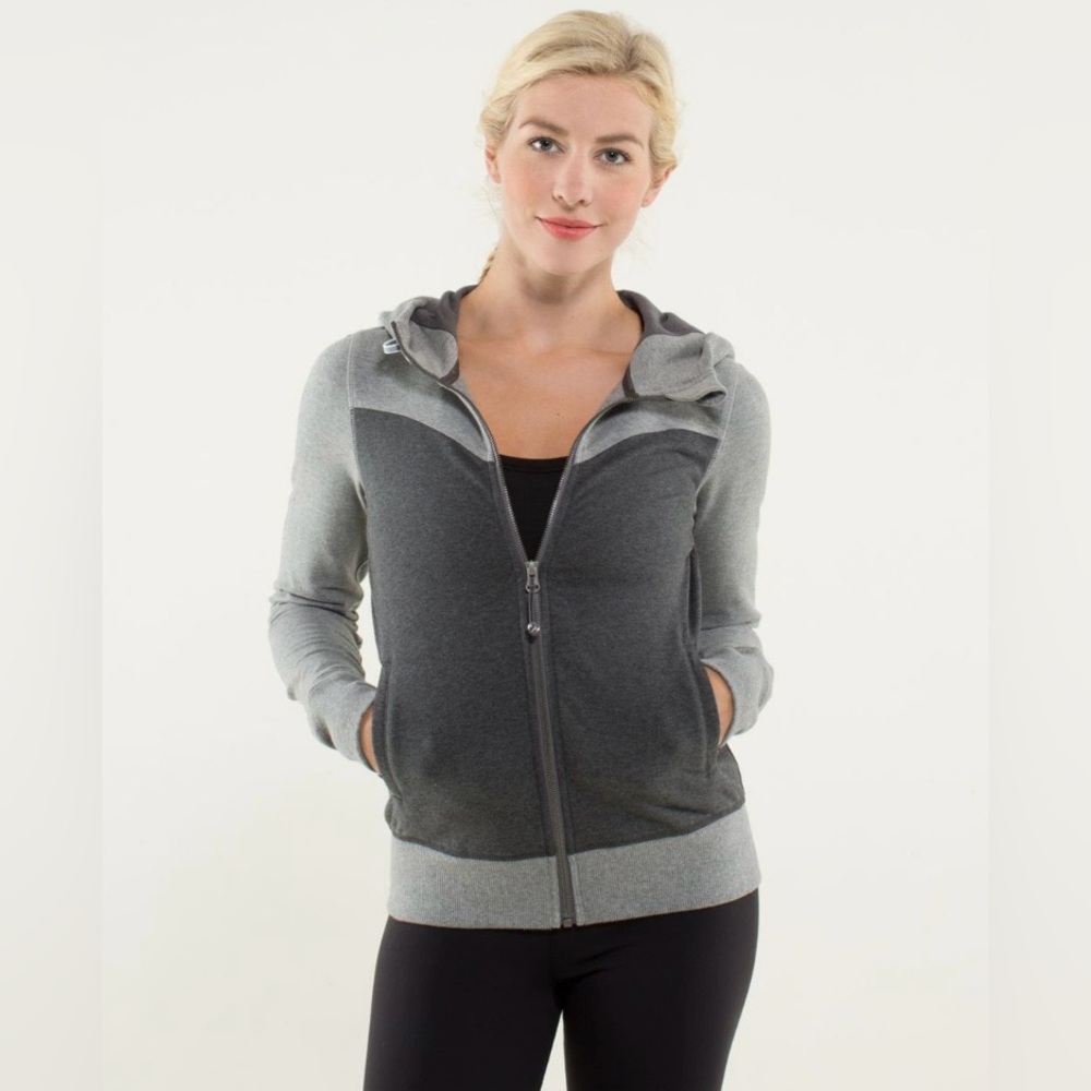 Lululemon Bliss Break Hoodie size 4 Heathered dark/medium/light gray